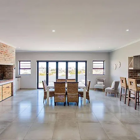 Modern Leisure, Langebaan Villa Exterior photo